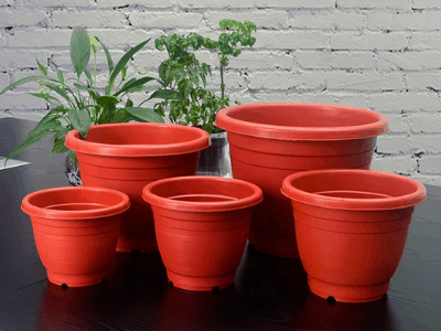 Plastic planters