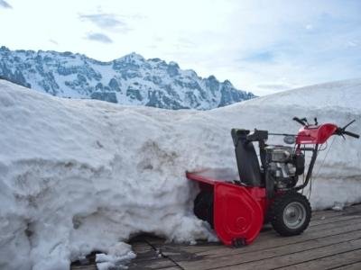 Snow Joe SJ623E Electric Single Stage Snow Thrower Review