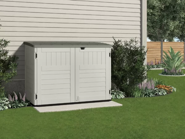 Suncast outdoor garbage can storage