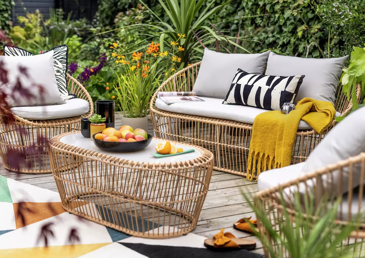 Benefits of using outdoor rattan furniture 1